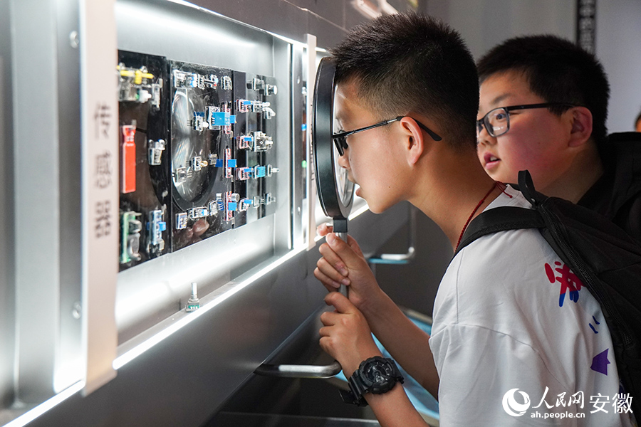 走进合肥现代科技馆：遨“游”科技海洋